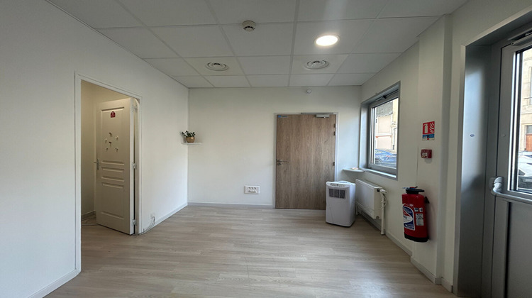 Ma-Cabane - Location Local commercial REIMS, 36 m²