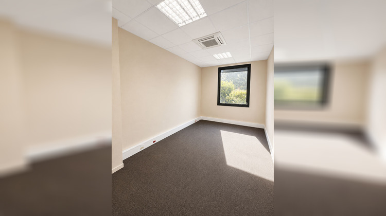 Ma-Cabane - Location Local commercial REIMS, 204 m²
