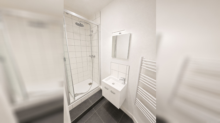 Ma-Cabane - Location Local commercial REIMS, 204 m²