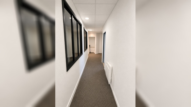 Ma-Cabane - Location Local commercial REIMS, 204 m²