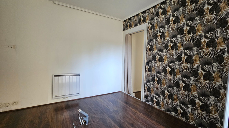 Ma-Cabane - Location Local commercial REIMS, 47 m²