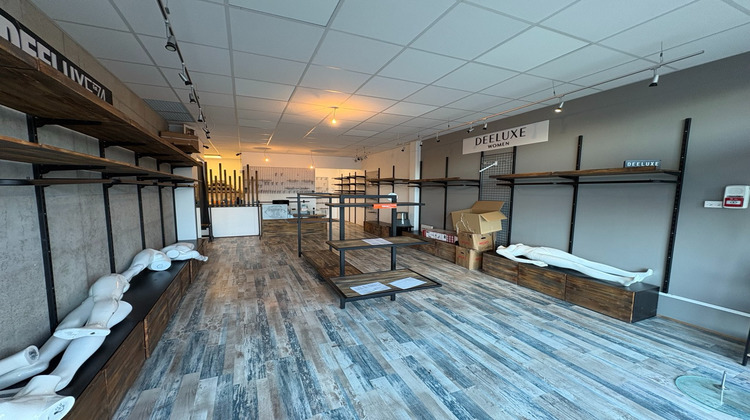 Ma-Cabane - Location Local commercial RENAISON, 76 m²