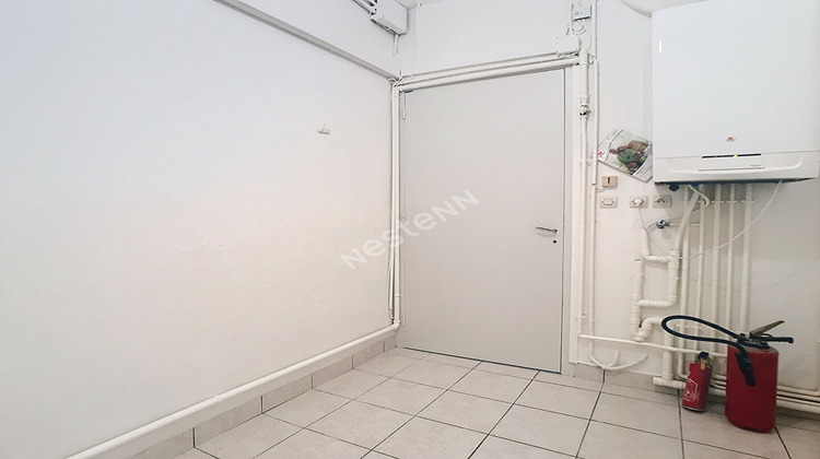 Ma-Cabane - Location Local commercial REZE, 205 m²