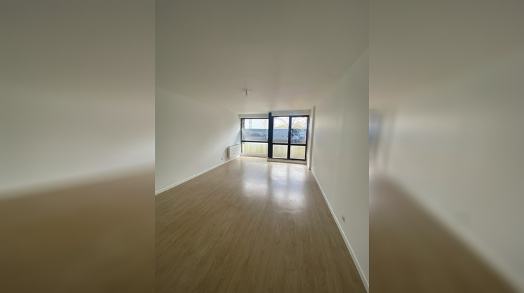 Ma-Cabane - Location Local commercial Rezé, 96 m²