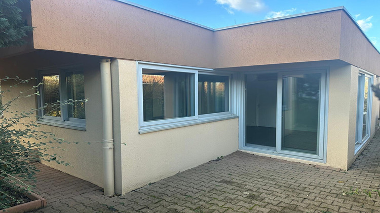 Ma-Cabane - Location Local commercial RIOM, 27 m²