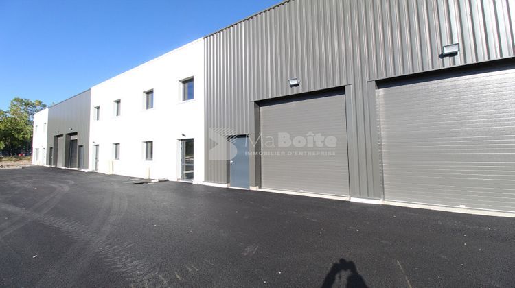 Ma-Cabane - Location Local commercial RIORGES, 170 m²