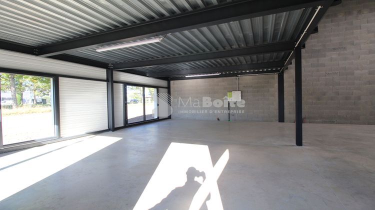 Ma-Cabane - Location Local commercial RIORGES, 170 m²