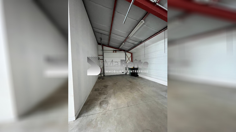 Ma-Cabane - Location Local commercial RIORGES, 215 m²