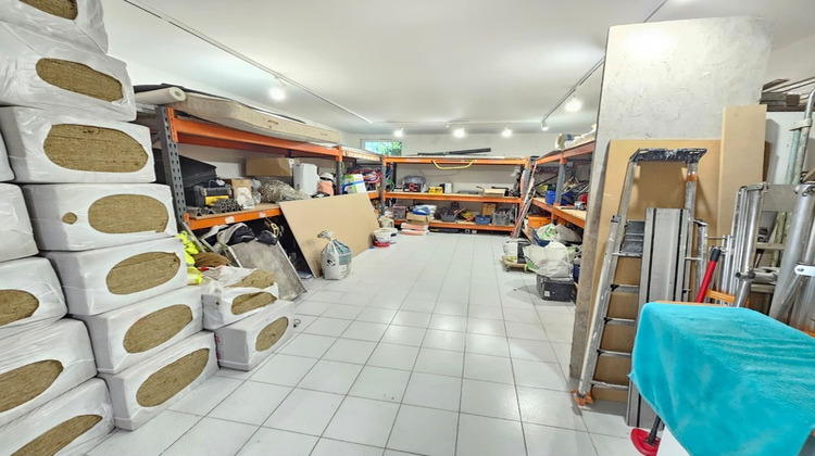 Ma-Cabane - Location Local commercial RIS ORANGIS, 110 m²