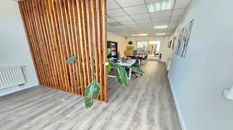 Ma-Cabane - Location Local commercial RIS ORANGIS, 110 m²