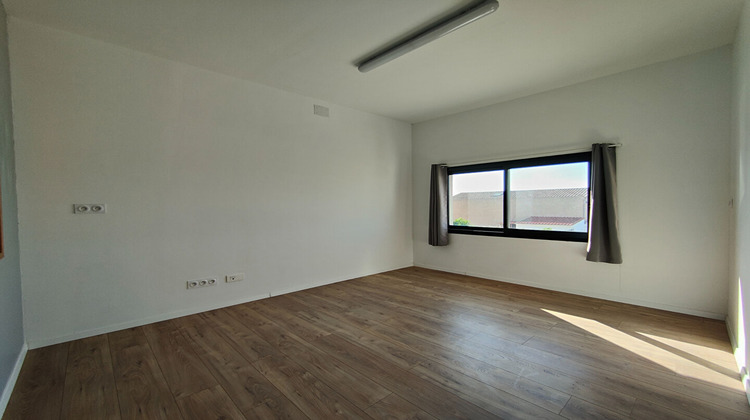 Ma-Cabane - Location Local commercial RIVESALTES, 200 m²