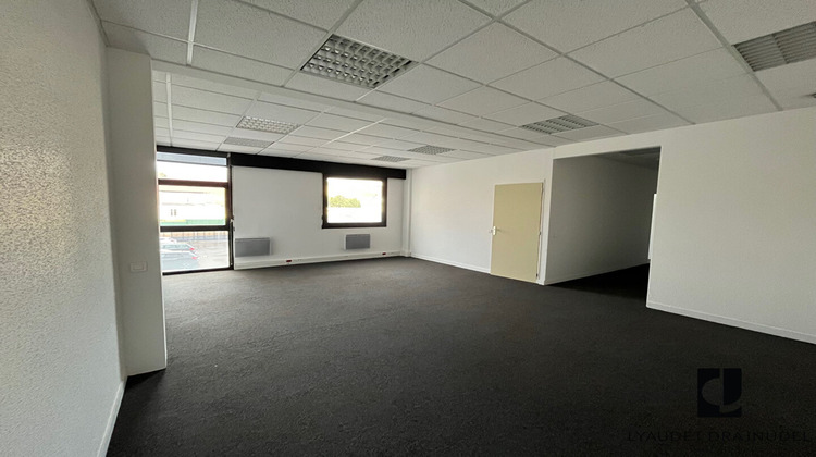 Ma-Cabane - Location Local commercial ROANNE, 100 m²