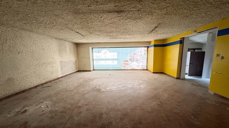 Ma-Cabane - Location Local commercial ROANNE, 70 m²