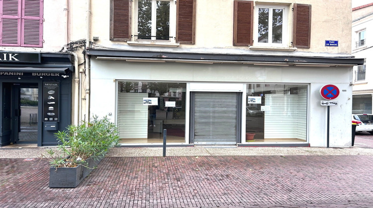 Ma-Cabane - Location Local commercial Roanne, 70 m²