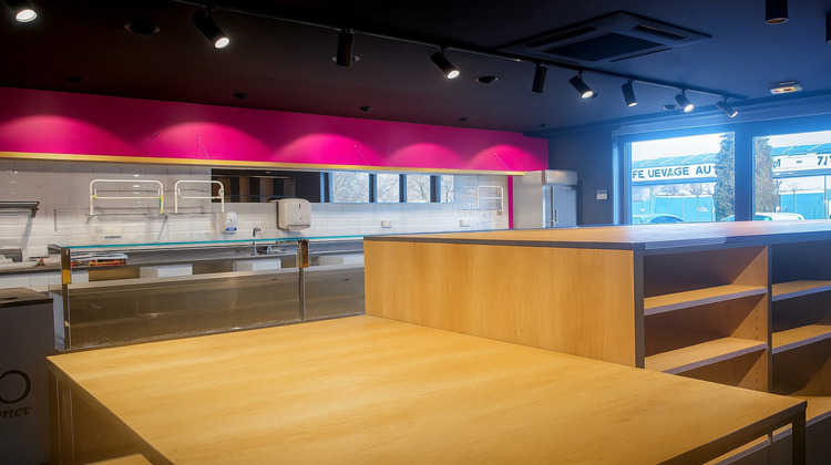 Ma-Cabane - Location Local commercial ROCBARON, 96 m²