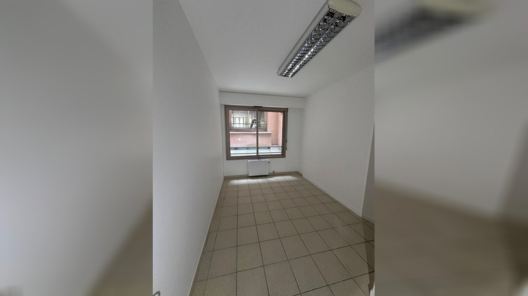 Ma-Cabane - Location Local commercial RODEZ, 99 m²