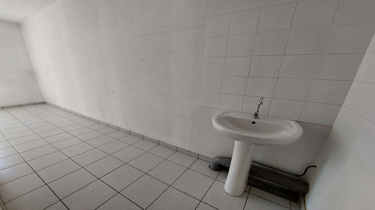 Ma-Cabane - Location Local commercial RODEZ, 179 m²