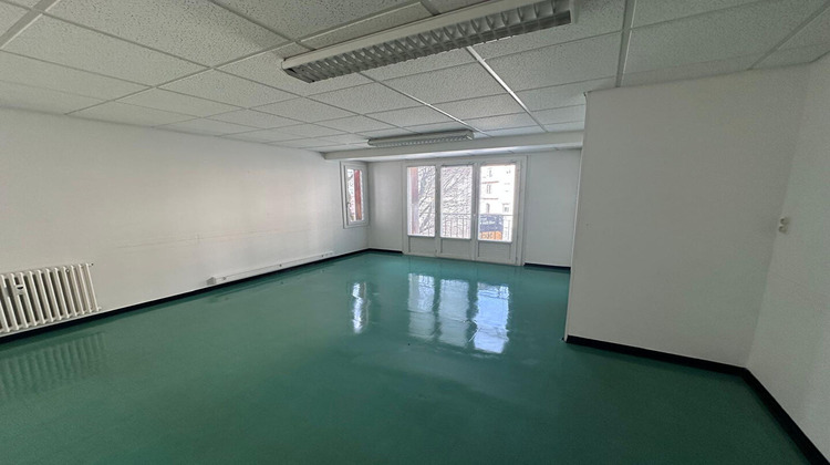 Ma-Cabane - Location Local commercial RODEZ, 200 m²