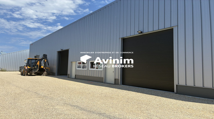 Ma-Cabane - Location Local commercial Rognac, 380 m²