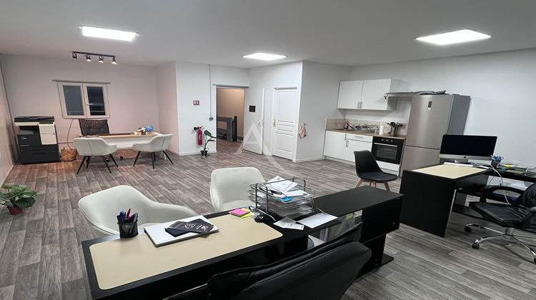 Ma-Cabane - Location Local commercial ROISSY-EN-BRIE, 255 m²