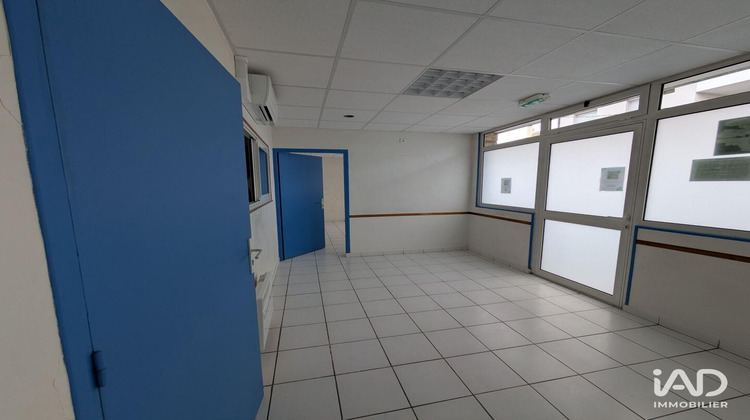 Ma-Cabane - Location Local commercial Roissy-en-Brie, 126 m²