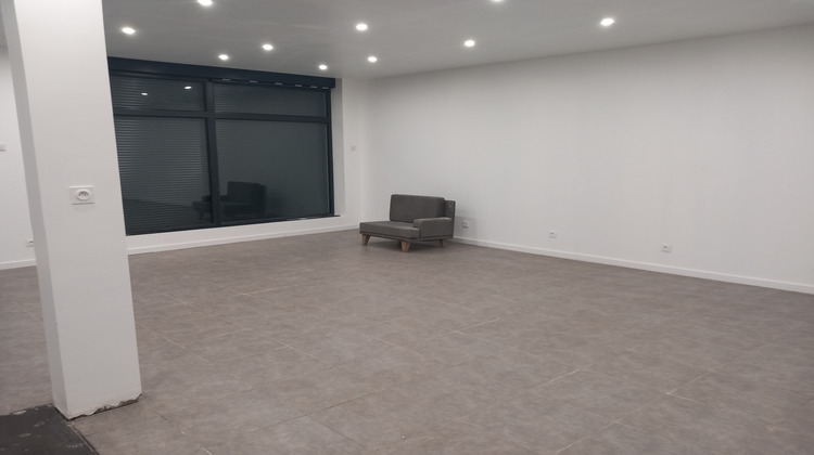 Ma-Cabane - Location Local commercial Roubaix, 95 m²