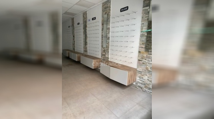 Ma-Cabane - Location Local commercial ROUBAIX, 46 m²