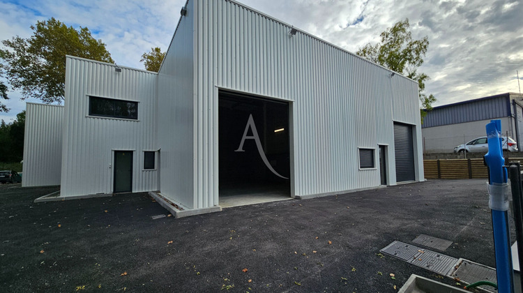 Ma-Cabane - Location Local commercial ROUFFIAC-TOLOSAN, 108 m²