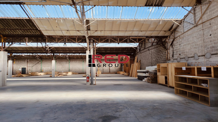 Ma-Cabane - Location Local commercial Rousset, 600 m²