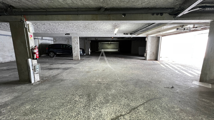 Ma-Cabane - Location Local commercial ROYAN, 577 m²
