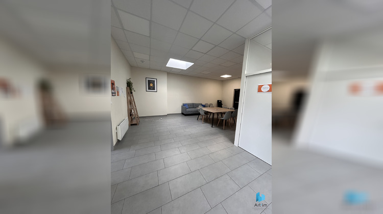 Ma-Cabane - Location Local commercial Ruaudin, 210 m²