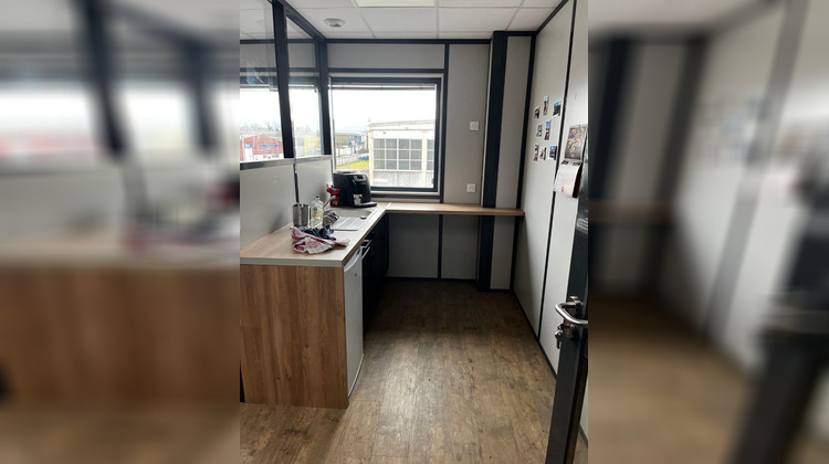 Ma-Cabane - Location Local commercial RUMILLY, 110 m²