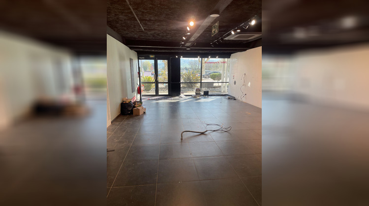 Ma-Cabane - Location Local commercial RUMILLY, 223 m²