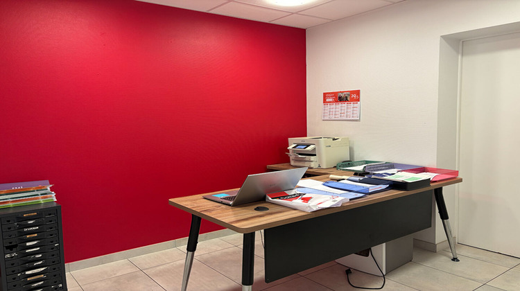 Ma-Cabane - Location Local commercial Sables d'Olonne, 90 m²