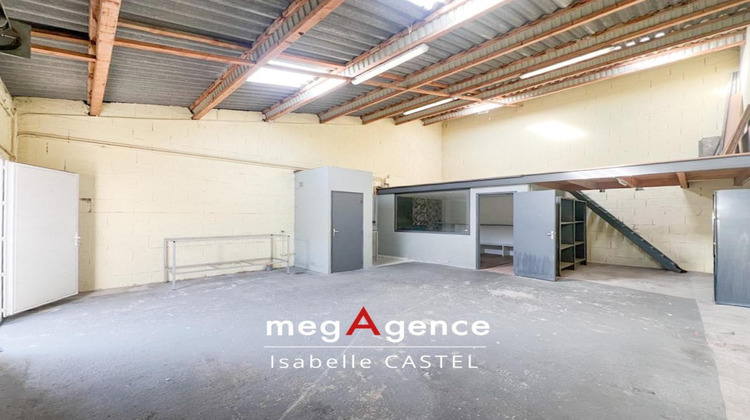 Ma-Cabane - Location Local commercial SABLES D OLONNE, 84 m²