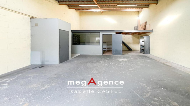 Ma-Cabane - Location Local commercial SABLES D OLONNE, 84 m²