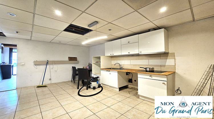 Ma-Cabane - Location Local commercial SACLAY, 70 m²