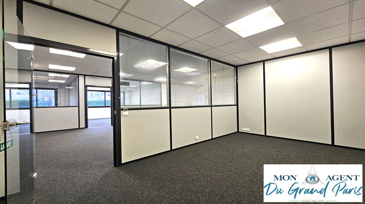 Ma-Cabane - Location Local commercial SACLAY, 186 m²