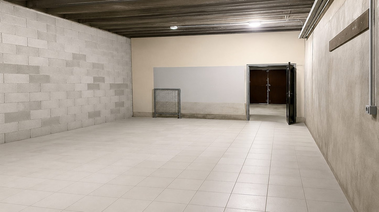 Ma-Cabane - Location Local commercial Sain-Bel, 75 m²