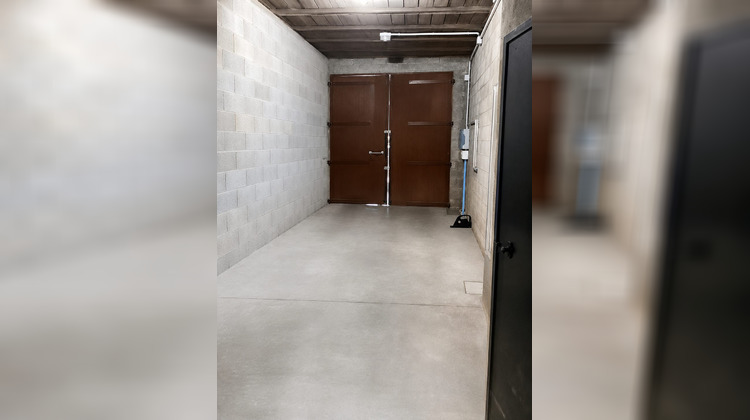 Ma-Cabane - Location Local commercial Sain-Bel, 75 m²