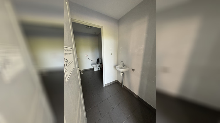 Ma-Cabane - Location Local commercial Sains-du-Nord, 25 m²