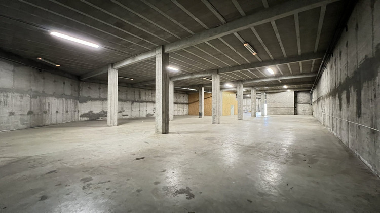 Ma-Cabane - Location Local commercial Saint-Étienne, 550 m²