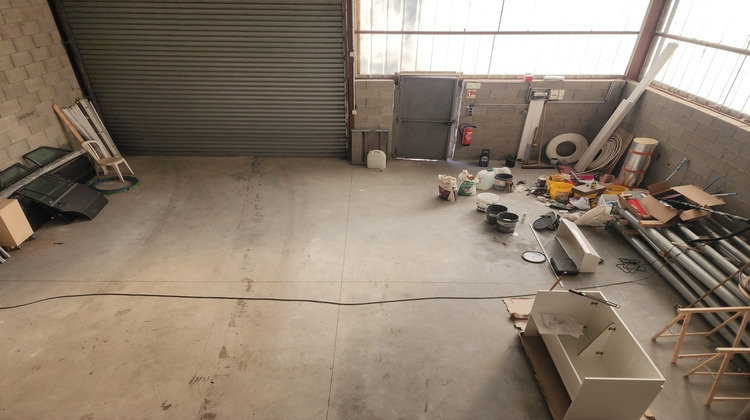 Ma-Cabane - Location Local commercial Saint-Étienne, 190 m²