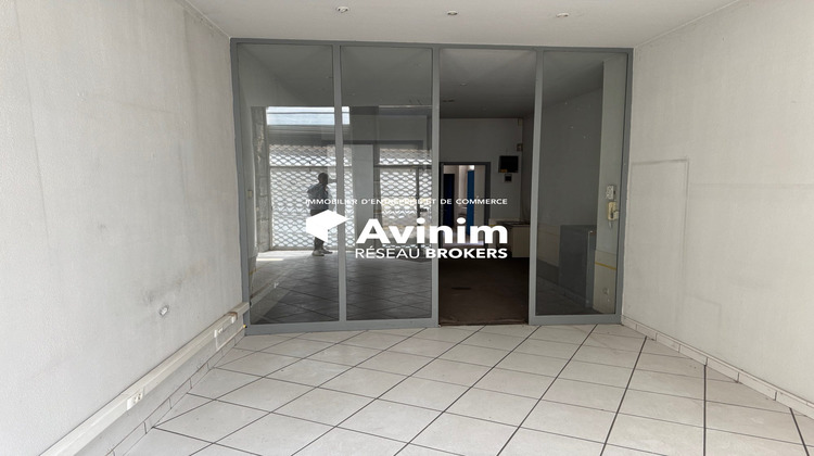 Ma-Cabane - Location Local commercial Saint-Étienne, 57 m²