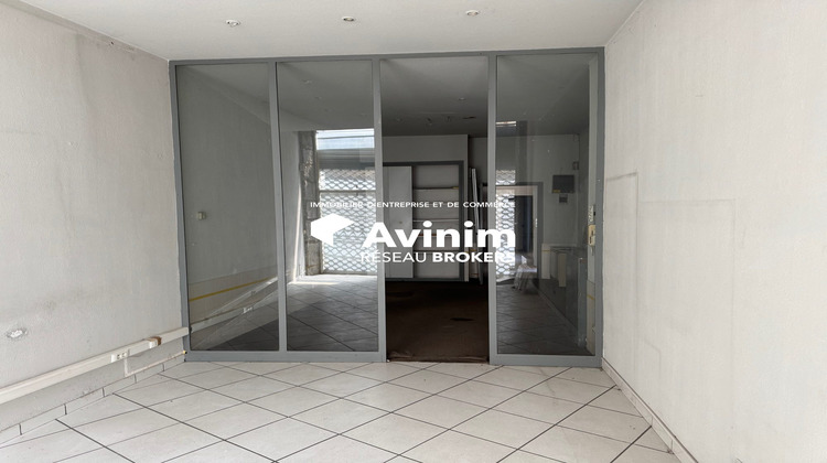 Ma-Cabane - Location Local commercial Saint-Étienne, 57 m²
