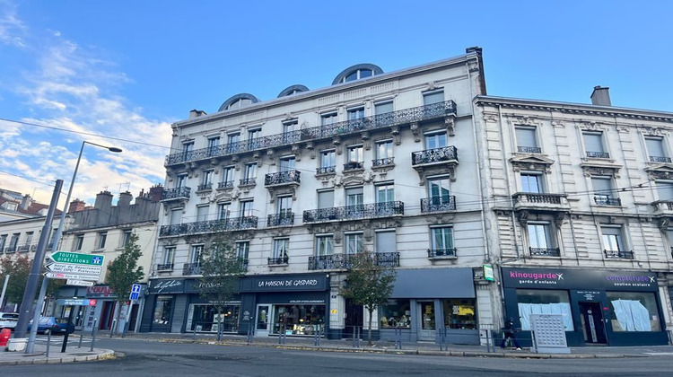 Ma-Cabane - Location Local commercial Saint-Étienne, 54 m²