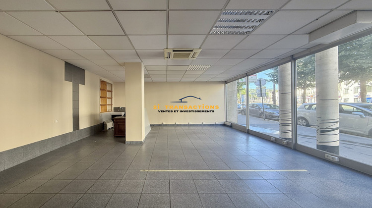 Ma-Cabane - Location Local commercial Saint-Étienne, 68 m²
