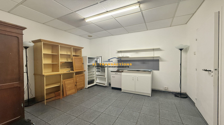 Ma-Cabane - Location Local commercial Saint-Étienne, 68 m²