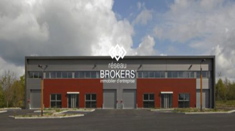 Ma-Cabane - Location Local commercial Saint-Étienne-de-Montluc, 352 m²