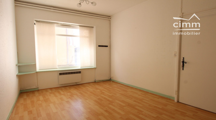 Ma-Cabane - Location Local commercial Saint-Étienne-de-Saint-Geoirs, 52 m²